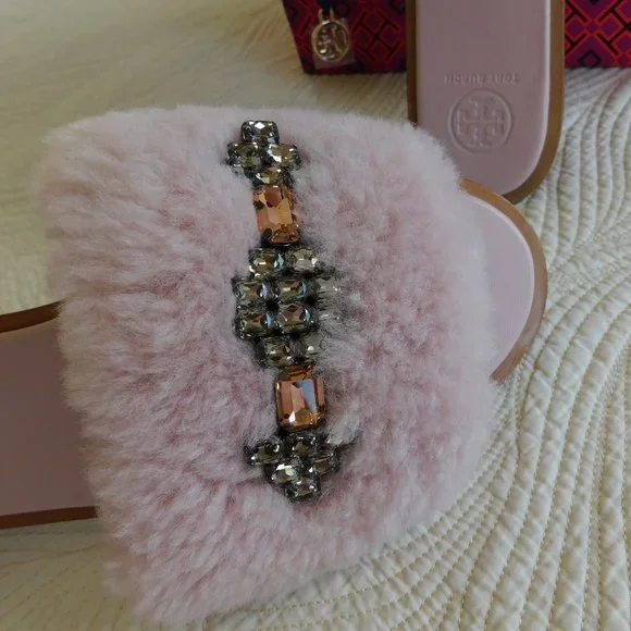 New Tory Burch Aspen Shearling sandals Sea Shell pink crystal embellished slides - Picture 4 of 16
